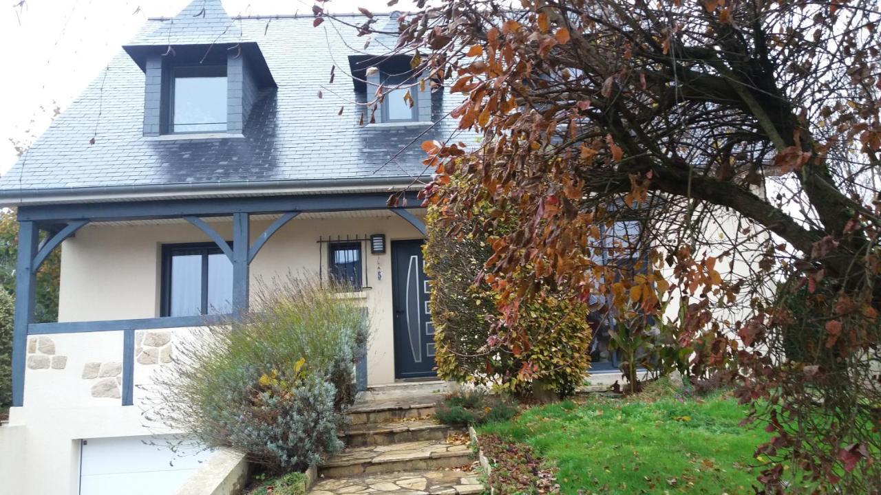 Bed and Breakfast Jo Masson Saint-Aubin-d'Aubigne Exterior foto